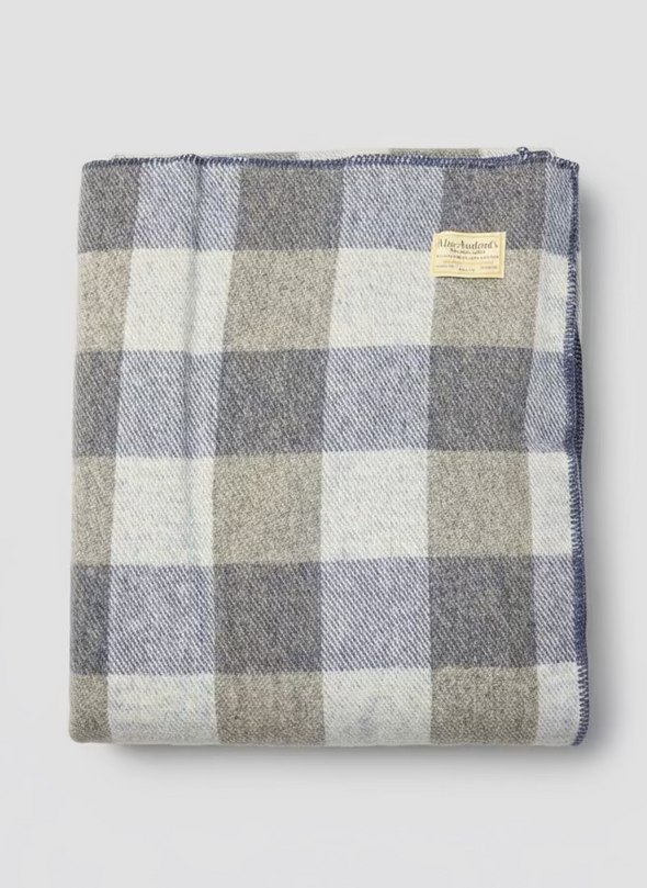 MacAusland’s Woolen Mills Blankets - Double - 76" x 90"