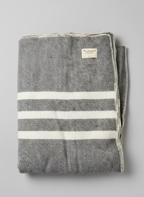 MacAusland’s Woolen Mills Blankets - Queen - 76" x 104"