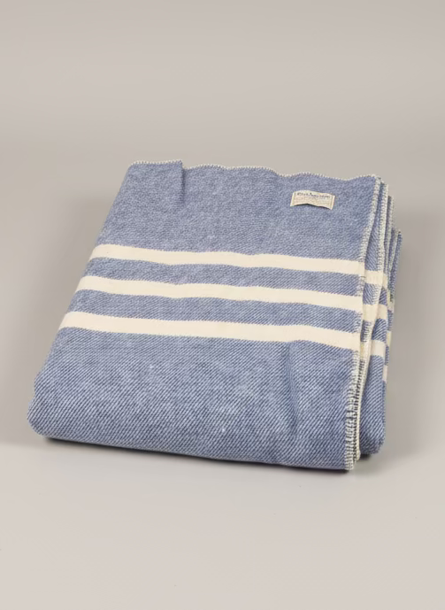 MacAusland’s Woolen Mills Blankets - Queen - 76" x 104"