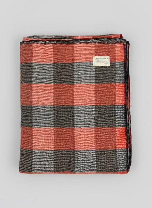 MacAusland’s Woolen Mills Blankets - Queen - 76" x 104"