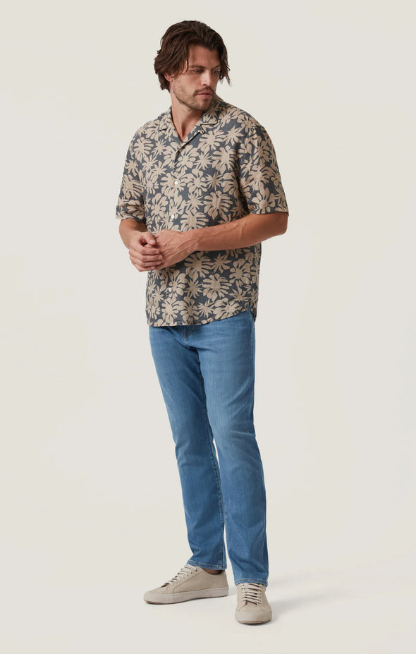 34 Heritage Camino Relaxed Straight Jeans in Cloud Blue Urban - H0022788872